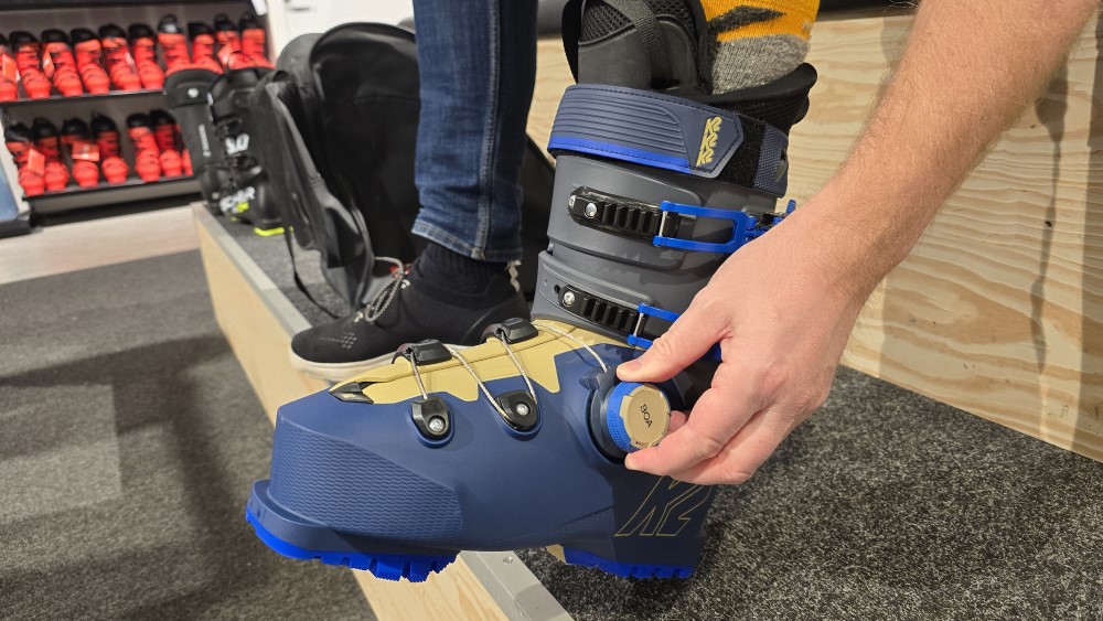 Verschillende skischoenen passen.